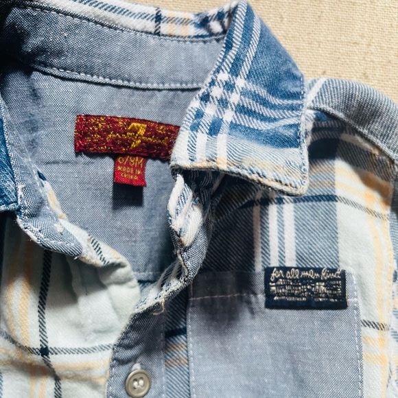 Seven for all mankind 6 to 9 months boy outfit in plaid - Picture 2 of 3